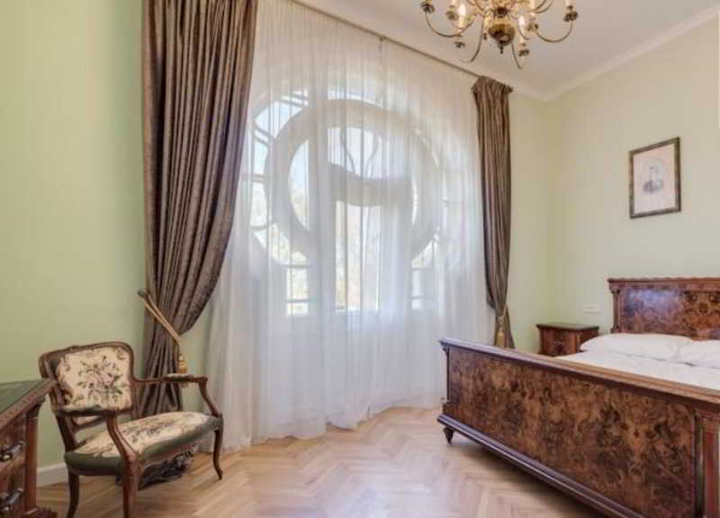 Villa Csonka By Privo Тыргу-Муреш Экстерьер фото